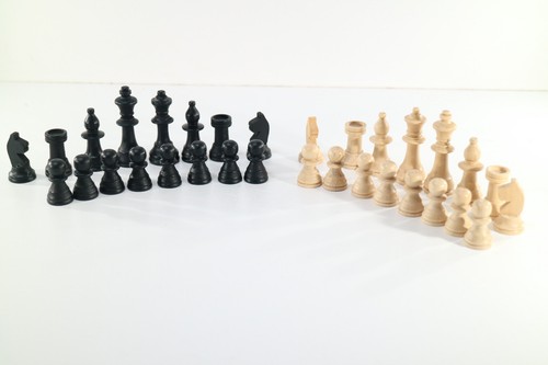 Schachfiguren holz komplett - holz,